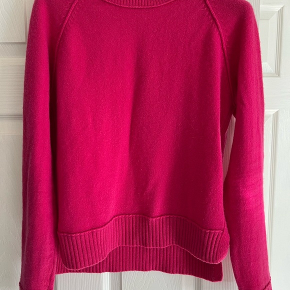 360 cashmere hot pink cashmere crewneck Sweater - Picture 2 of 6